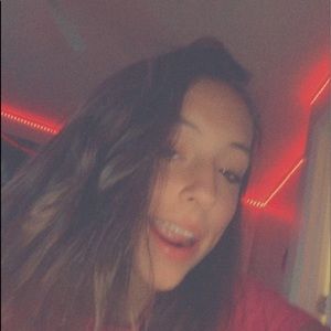 Meet your Posher, Lily